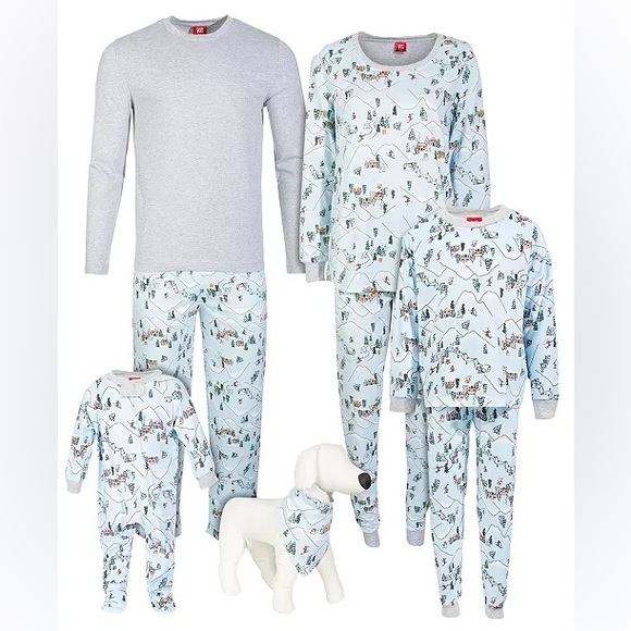 Macy's Other - NWT- Macy’s Matching Ski Mountain Collection
